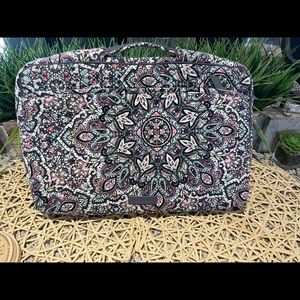 Mira Bradley laptop case